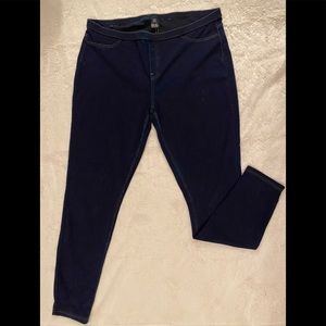 Hue Dark Indigo Jeggings